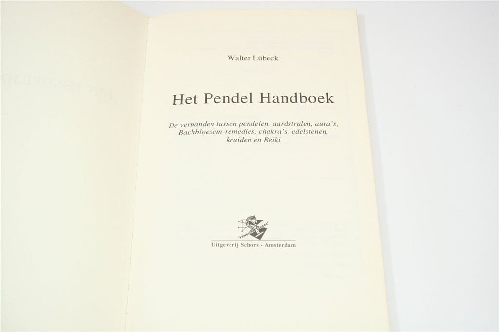 Het Pendel Handboek — Aura\'s, Chakra\'s & Reiki, Ophalen of Verzenden, Gelezen, Overige onderwerpen, Achtergrond en Informatie