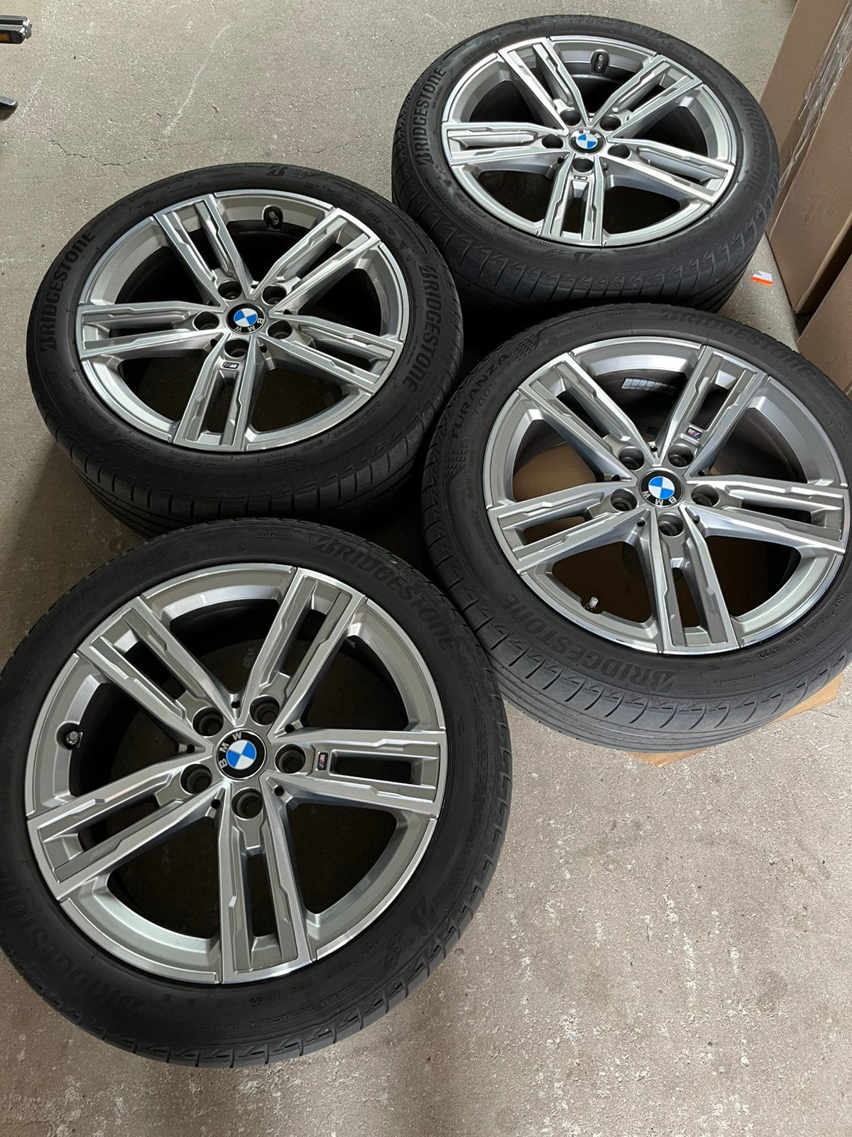 Bmw 556M velgen 1 serie F40 met Bridgestone Turanza zomer, Auto-onderdelen, Banden en Velgen, Ophalen, Banden en Velgen, 17 inch