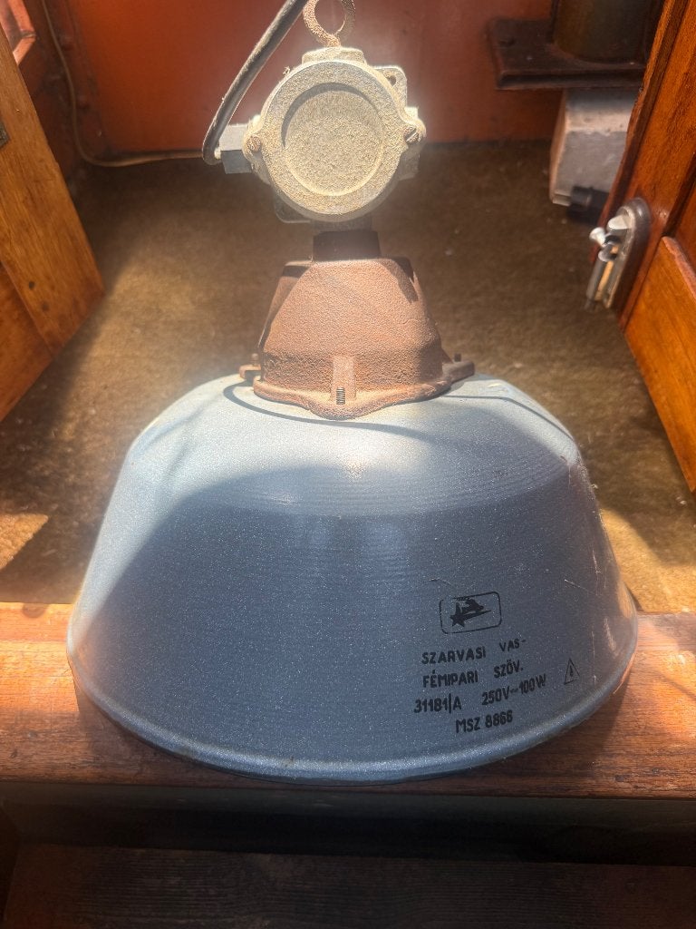 Vintage insdustrielamp, Ophalen