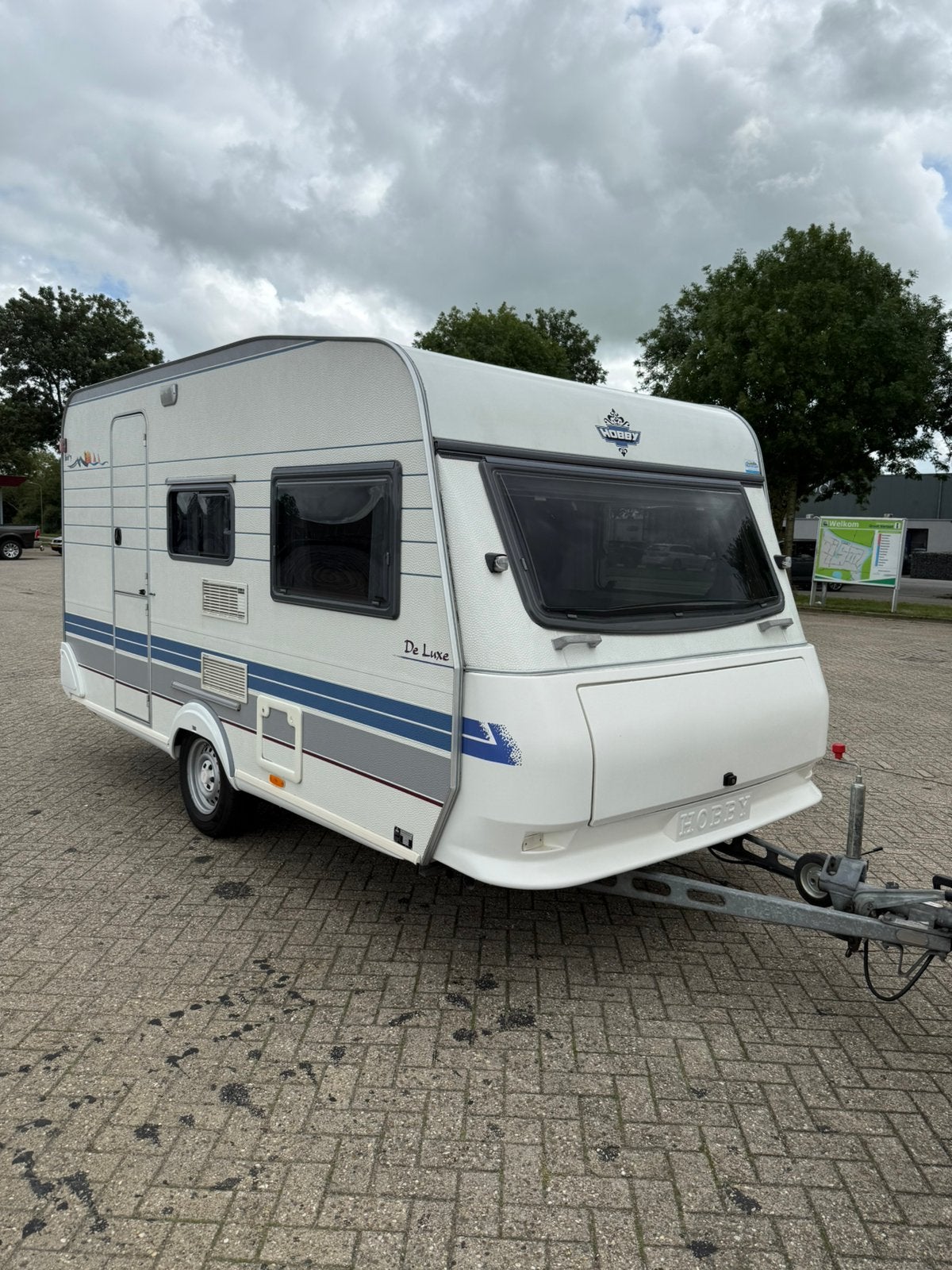 Hobby De Luxe 400 stapelbed !, Hobby, Bedrijf, 750 - 1000 kg, Vast bed