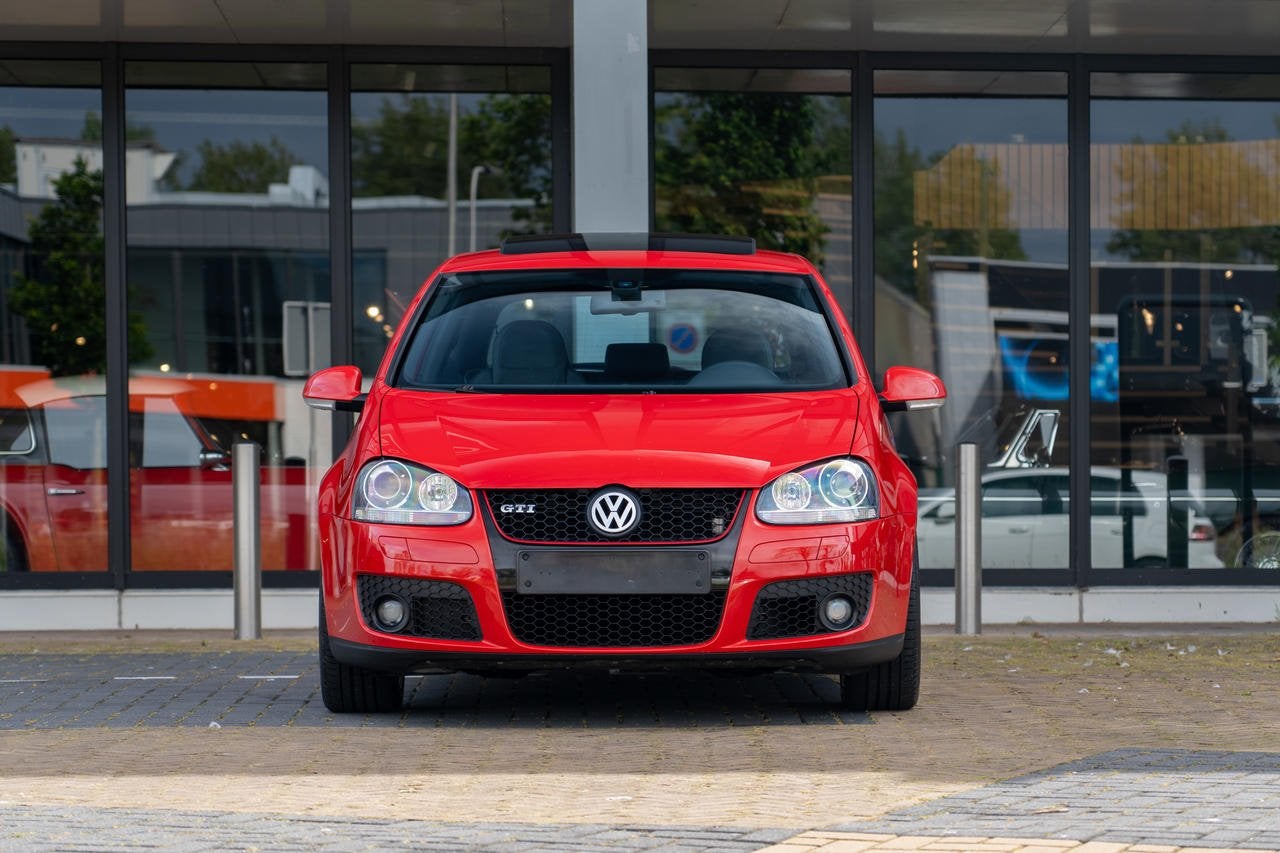 Volkswagen Golf GTI V 2.0 (bj 2006, automaat), Gebruikt, 4 cilinders, Leder, Bedrijf