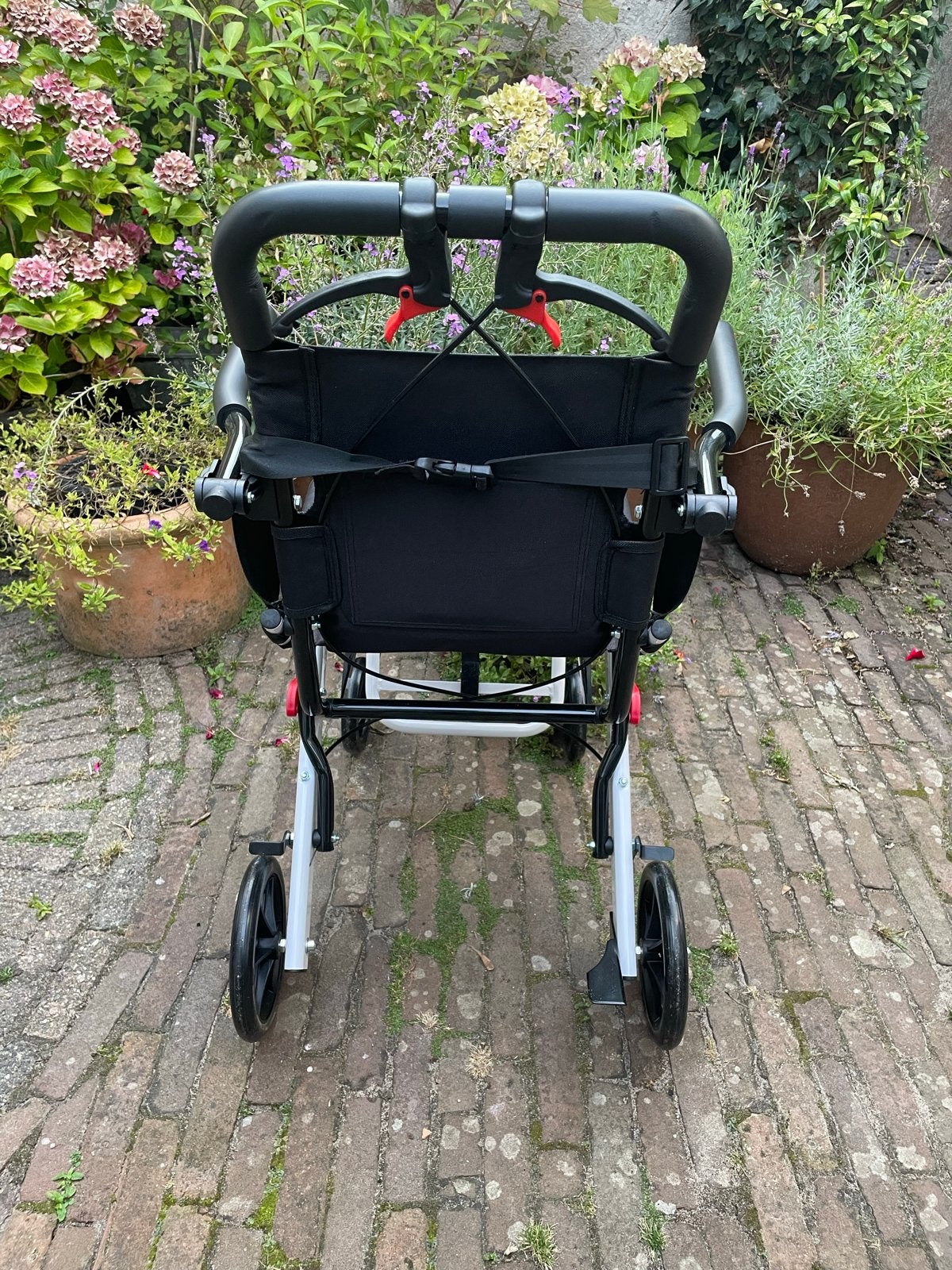 Kleine reis rolstoel te koop, Ophalen, Inklapbaar, Zo goed als nieuw, Duwrolstoel