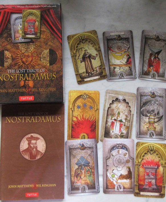 The Lost Tarot of Nostradamus, Ophalen of Verzenden, Zo goed als nieuw, Tarot of Kaarten leggen, Overige typen