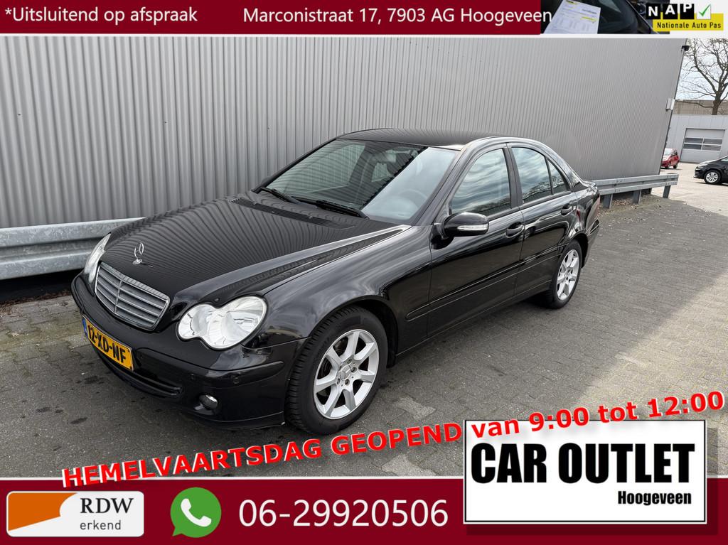 Mercedes-Benz C-Klasse 180 K. Classic Clima, Navi, PDC, LM,, Auto's, Mercedes-Benz, Gebruikt, Parkeersensor, 1796 cc, Zwart