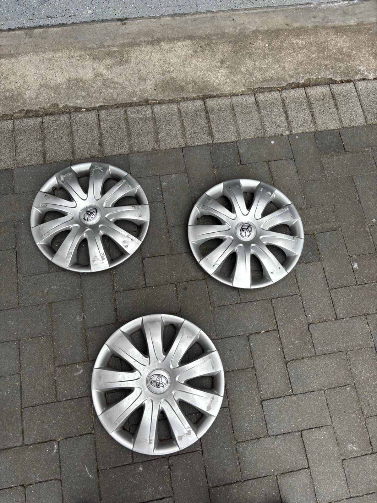 Toyota wieldoppen, Ophalen of Verzenden, Gebruikt
