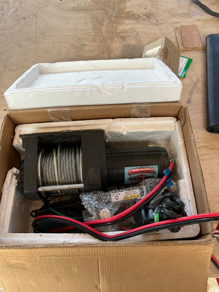 Electrische lier 12V nieuw, Ophalen of Verzenden, Nieuw