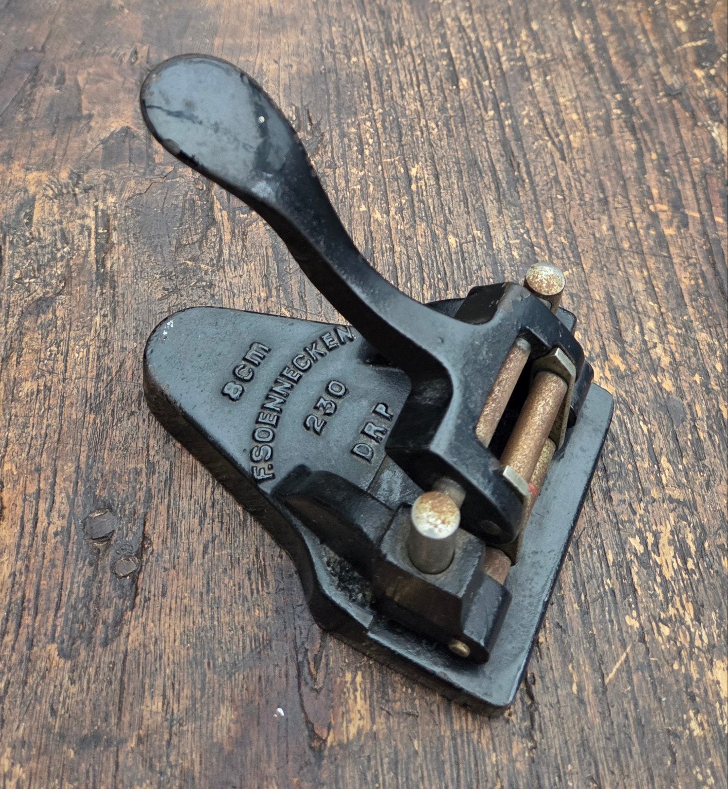 Antieke F. Soennecken 230 perforator – gietijzer (ca. 1900), Ophalen of Verzenden