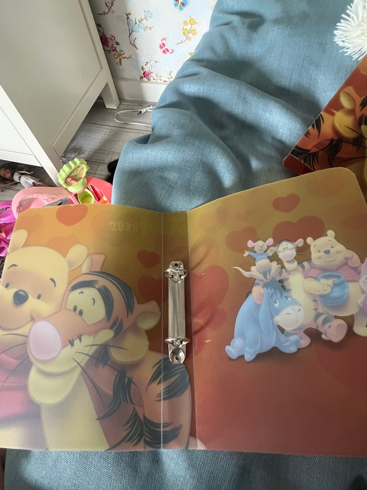 Winnie the Pooh multomap (2-rings), Verzenden