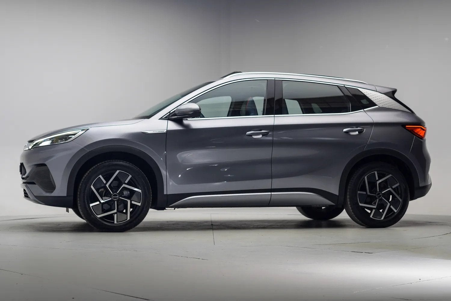 BYD ATTO 3 Design 60,48kWh [Pano Leer Apple/Android Ad. Crui, Auto's, Automaat, 0 cilinders, Gebruikt, SUV of Terreinwagen