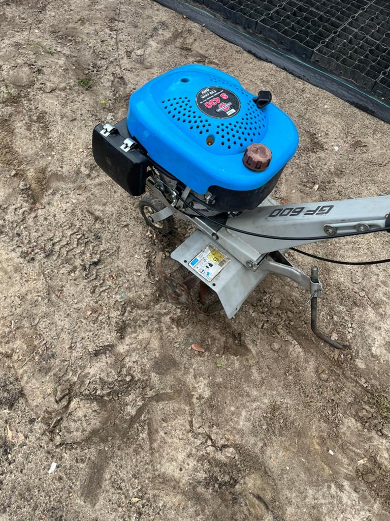 Goedwerkende gude tuinfrees, Ophalen, Gebruikt, Benzine