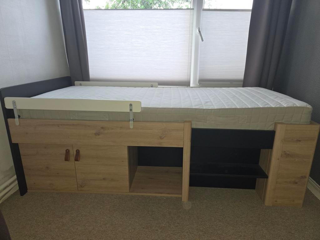 Kinderbed met opbergruimte en matras 90x200, Ophalen, Gebruikt, 90 cm, Eenpersoons