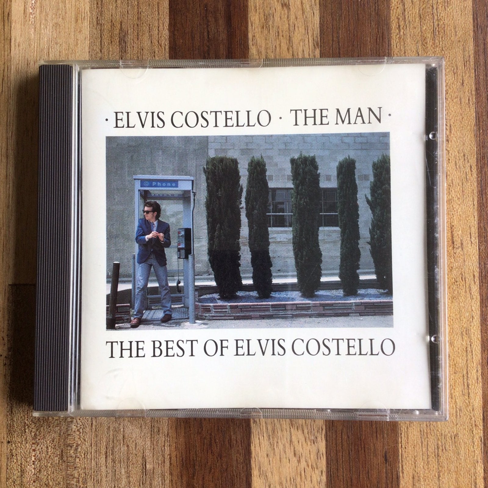 Elvis Costello - The Man - Best, Ophalen of Verzenden, Zo goed als nieuw