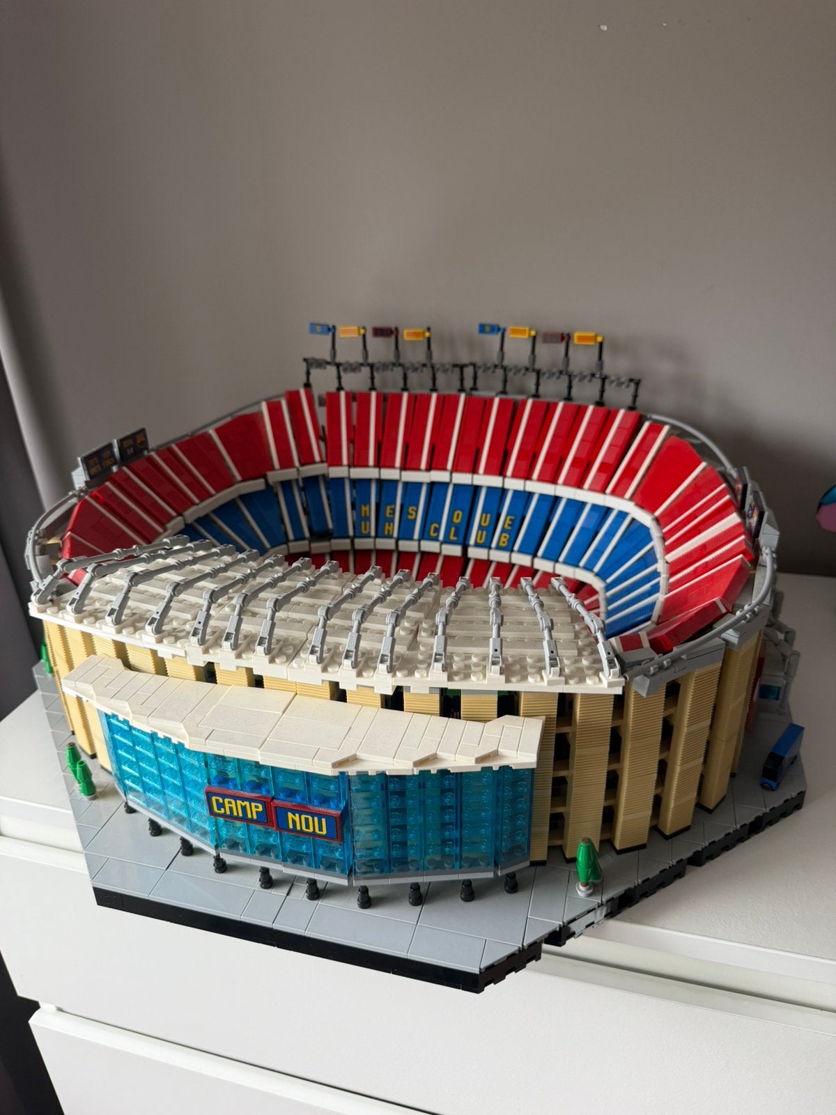 LEGO Barcelona Stadion Camp Nou, Kinderen en Baby's, Ophalen, Architecture, Zo goed als nieuw, Duplo