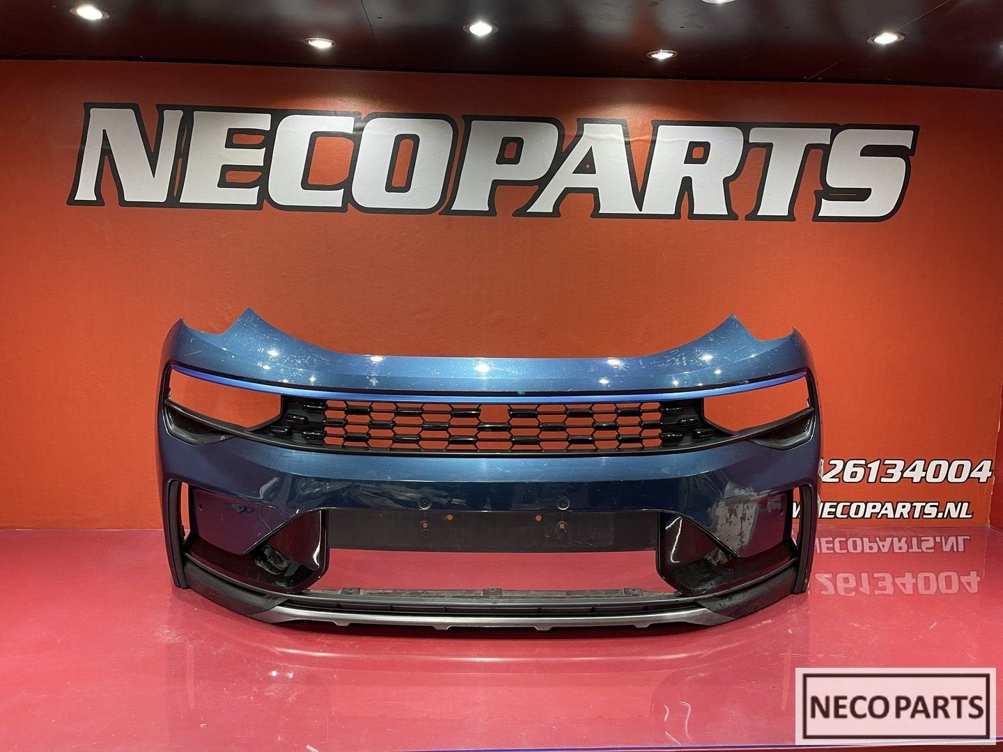 VOORBUMPER LYNK EN CO LYNK&CO BUMPER ALLES LEVERBAAR !!, Gebruikt, -, Overige automerken, -