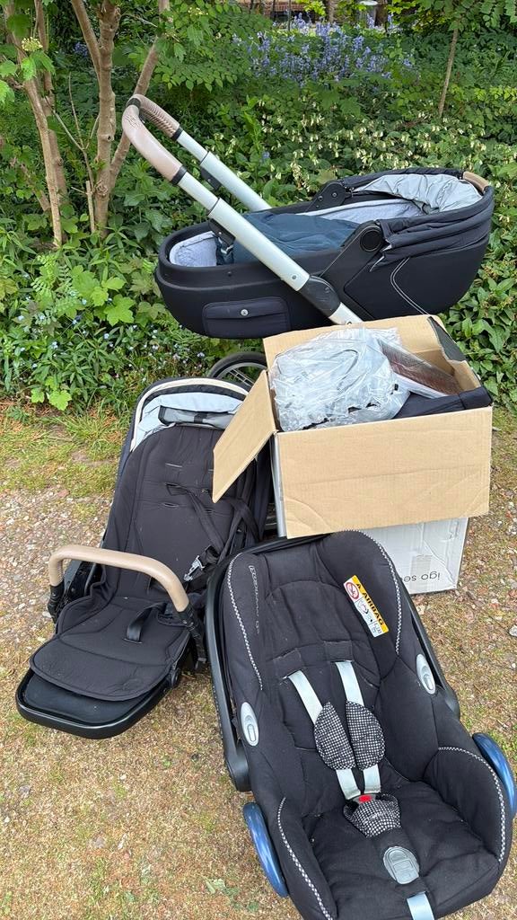 Mutsy igo kinderwagen, Kinderen en Baby's, Kinderwagens en Combinaties, Zo goed als nieuw, Mutsy, Verstelbare duwstang, Ophalen