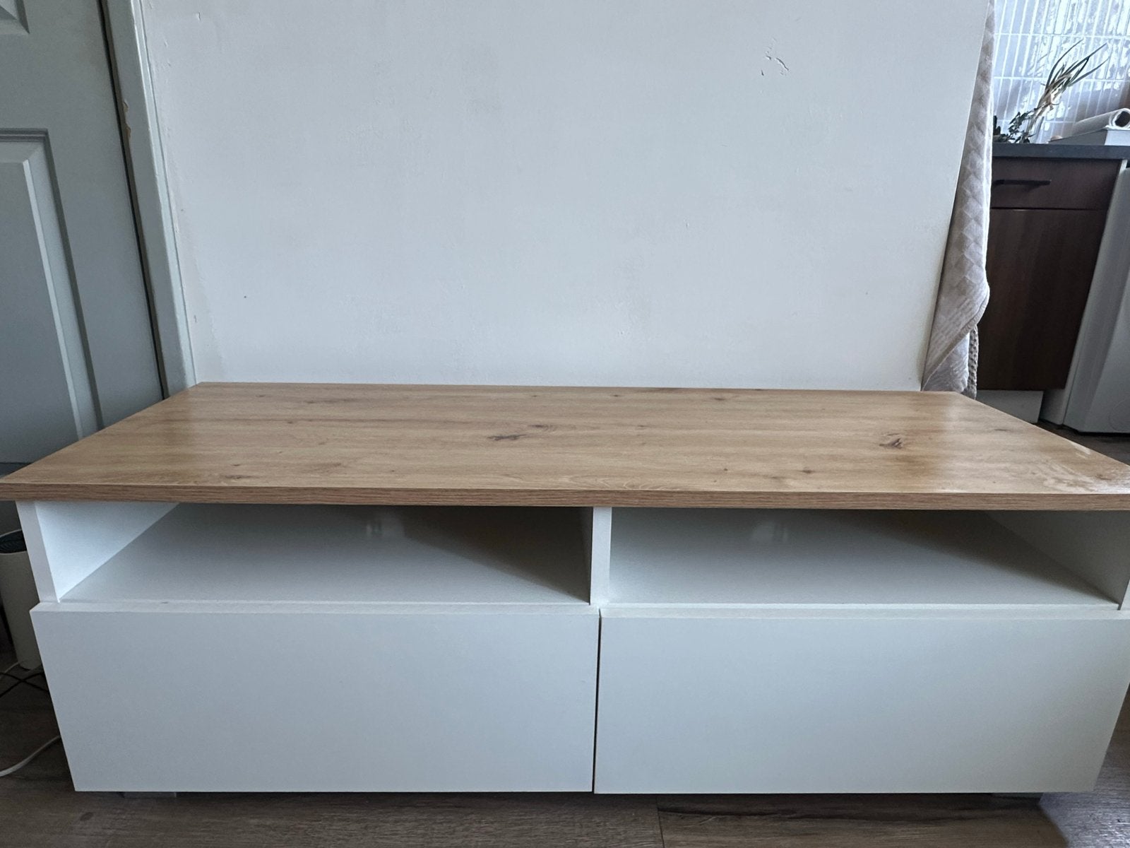 MOET NU WEG: Modern Tv meubel met houten toplook, Ophalen, Gebruikt, 100 tot 150 cm, Minder dan 100 cm
