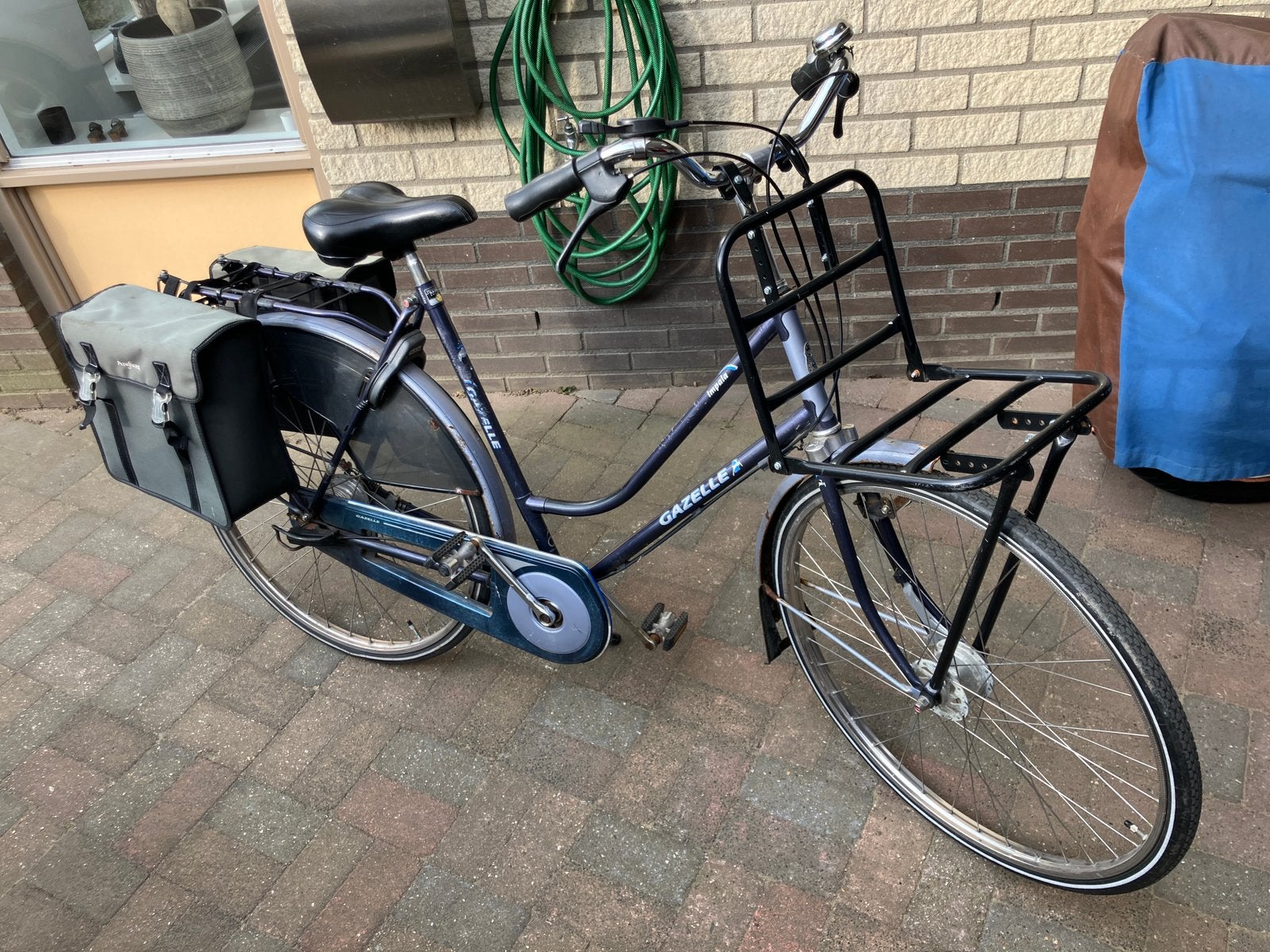 Dames stationsfiets Gazelle, Ophalen, Versnellingen, Trommelrem, 53 tot 56 cm
