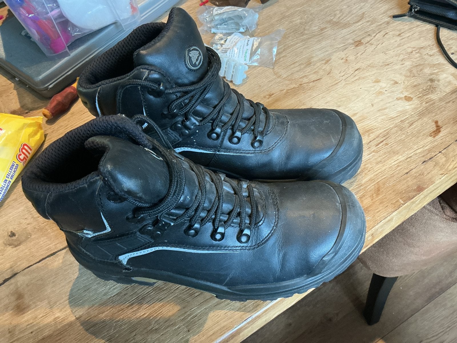 Zwarte veiligheidsschoenen, maat 42, Ophalen of Verzenden, Zo goed als nieuw