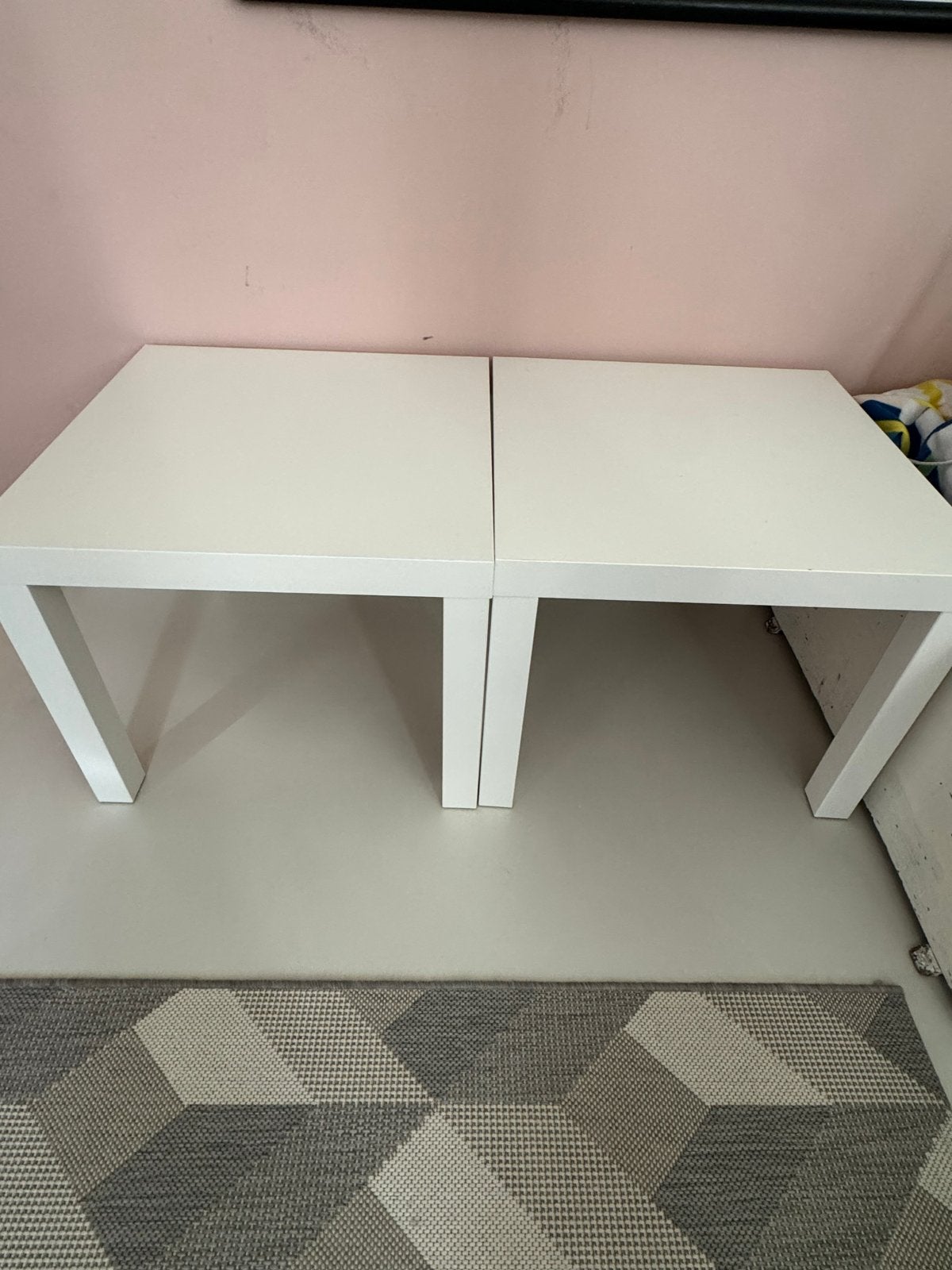 Gratis af te halen: Witte IKEA Läck tafels (6 stuks), Ophalen, Minder dan 50 cm, Vierkant, Zo goed als nieuw