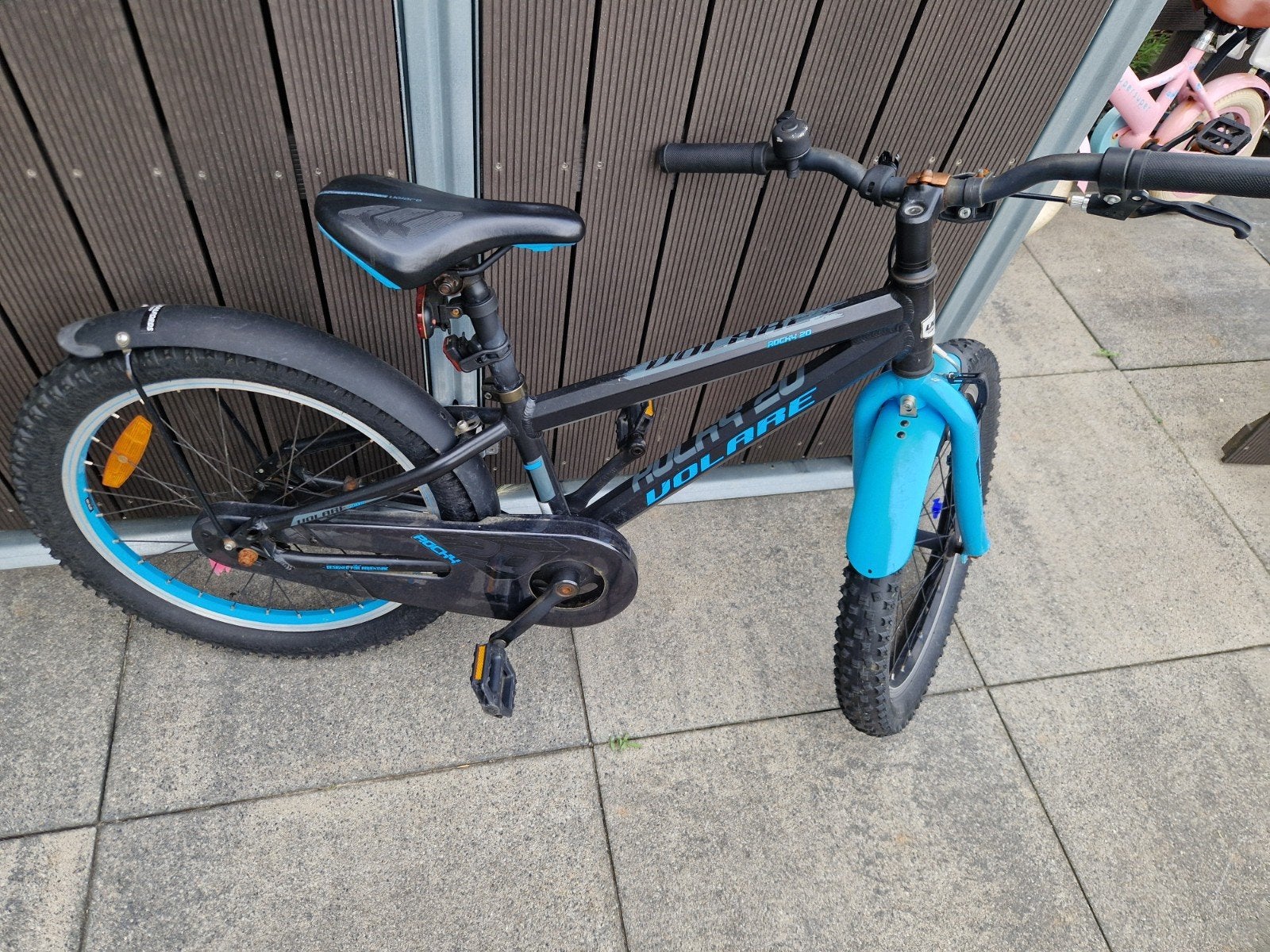 Volare Rocky 20 inch kinderfiets - Zwart/Blauw, Ophalen of Verzenden