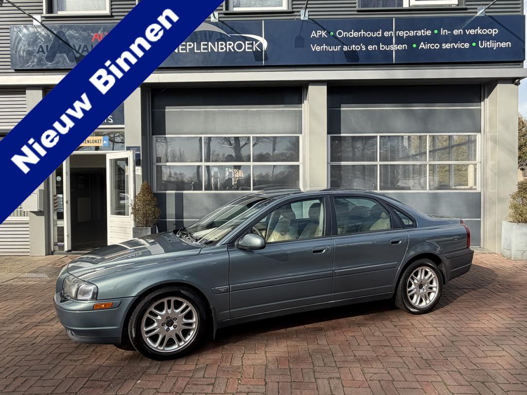 Volvo S80 2.4T MOTOR DEFECT Dynamic Bj 2003 Automaat,Leer,Na, Auto's, Volvo, Beige, 2435 cc, Sedan, 84 €/maand
