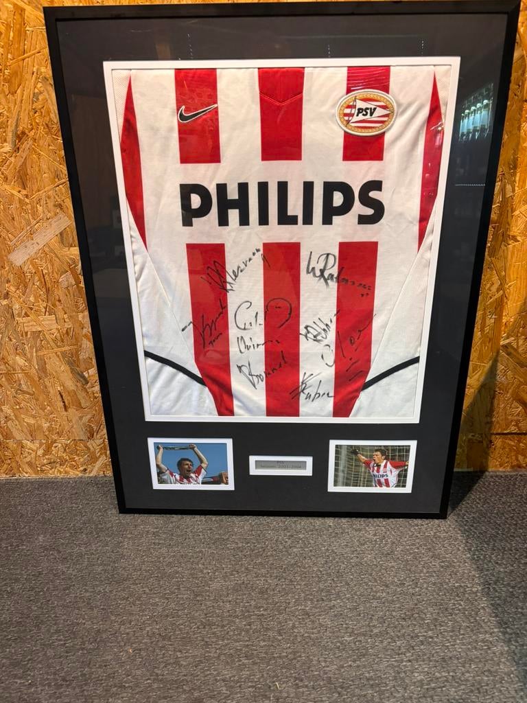 Gesigneerd PSV shirt 2003 2004 ingelijst, Verzamelen, Sportartikelen en Voetbal, Ophalen, Zo goed als nieuw, PSV, Shirt