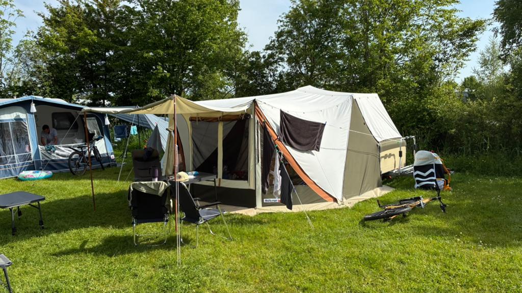 Holtkamper Spacer, jong tentdoek, erg ruim en vakantieklaar, Ophalen, Beige, Holtkamper