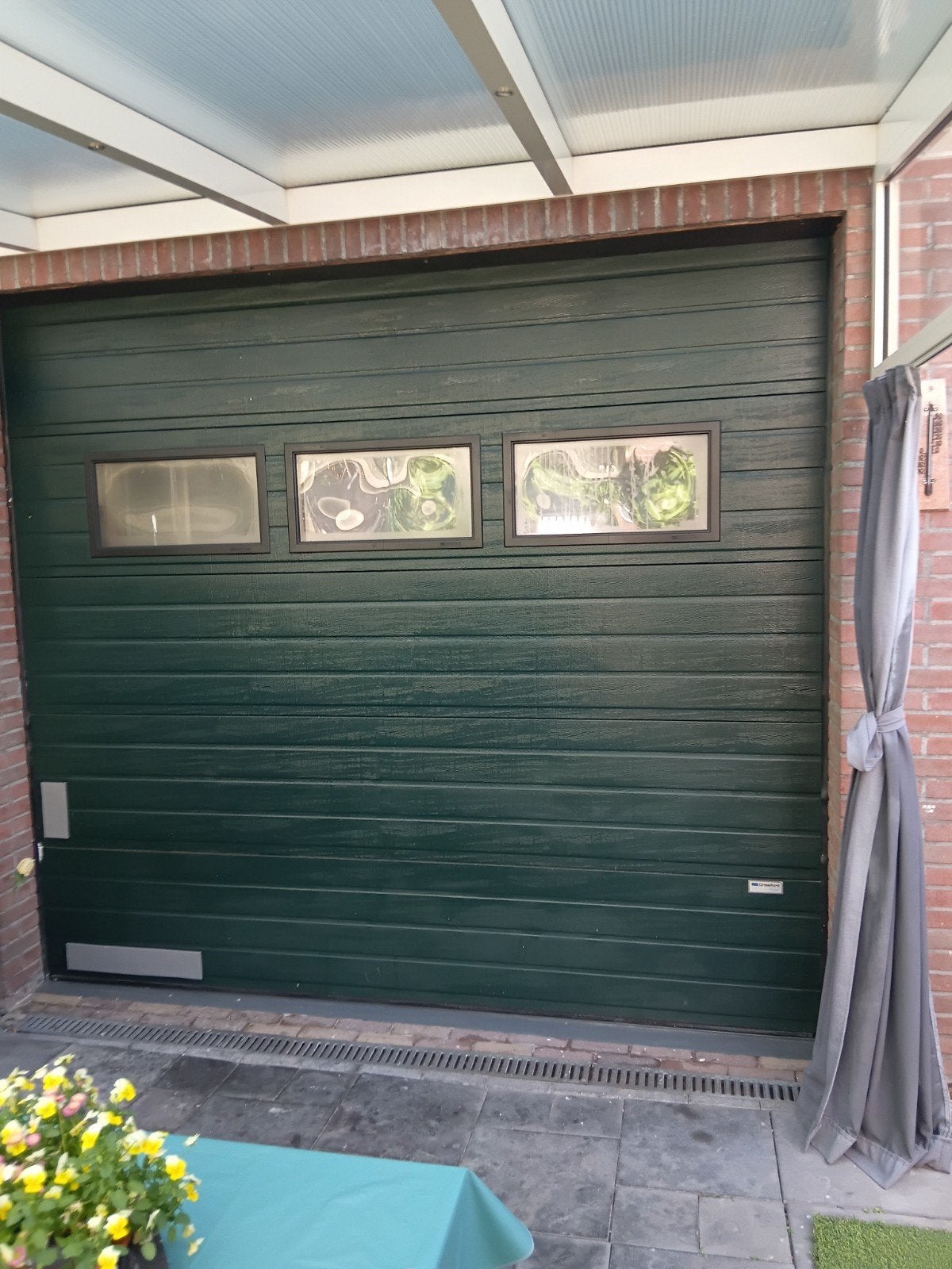Crawford Garagedeur met Ramen - Gebruikt, Ophalen, Kunststof, Gebruikt, Garagedeur
