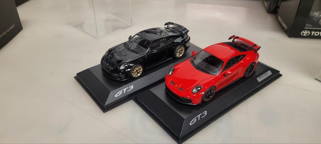 Minichamps Porsche 911 991 GT3, Hobby en Vrije tijd, Modelauto's | 1:43, Ophalen of Verzenden, Zo goed als nieuw, Auto, MiniChamps