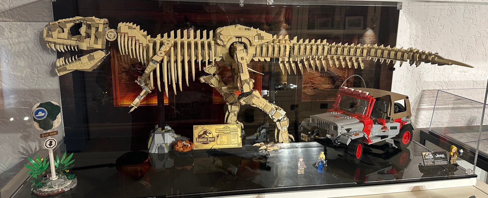 Lego T-REX 76968 & Wrangler Jeep 77984 in case !!, Kinderen en Baby's, Speelgoed | Duplo en Lego, Ophalen, Compleet, Jurassic World