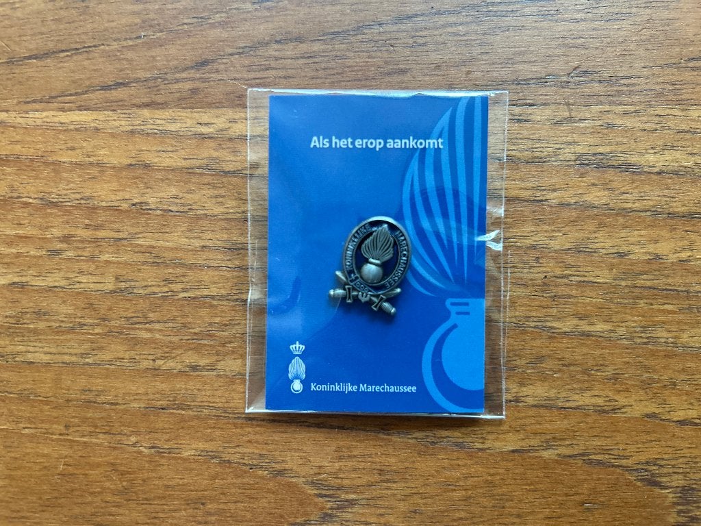 Opsporingsspeldje / pin Koninklijke Marechaussee, Ophalen of Verzenden, Nieuw, Overige onderwerpen, Speldje of Pin