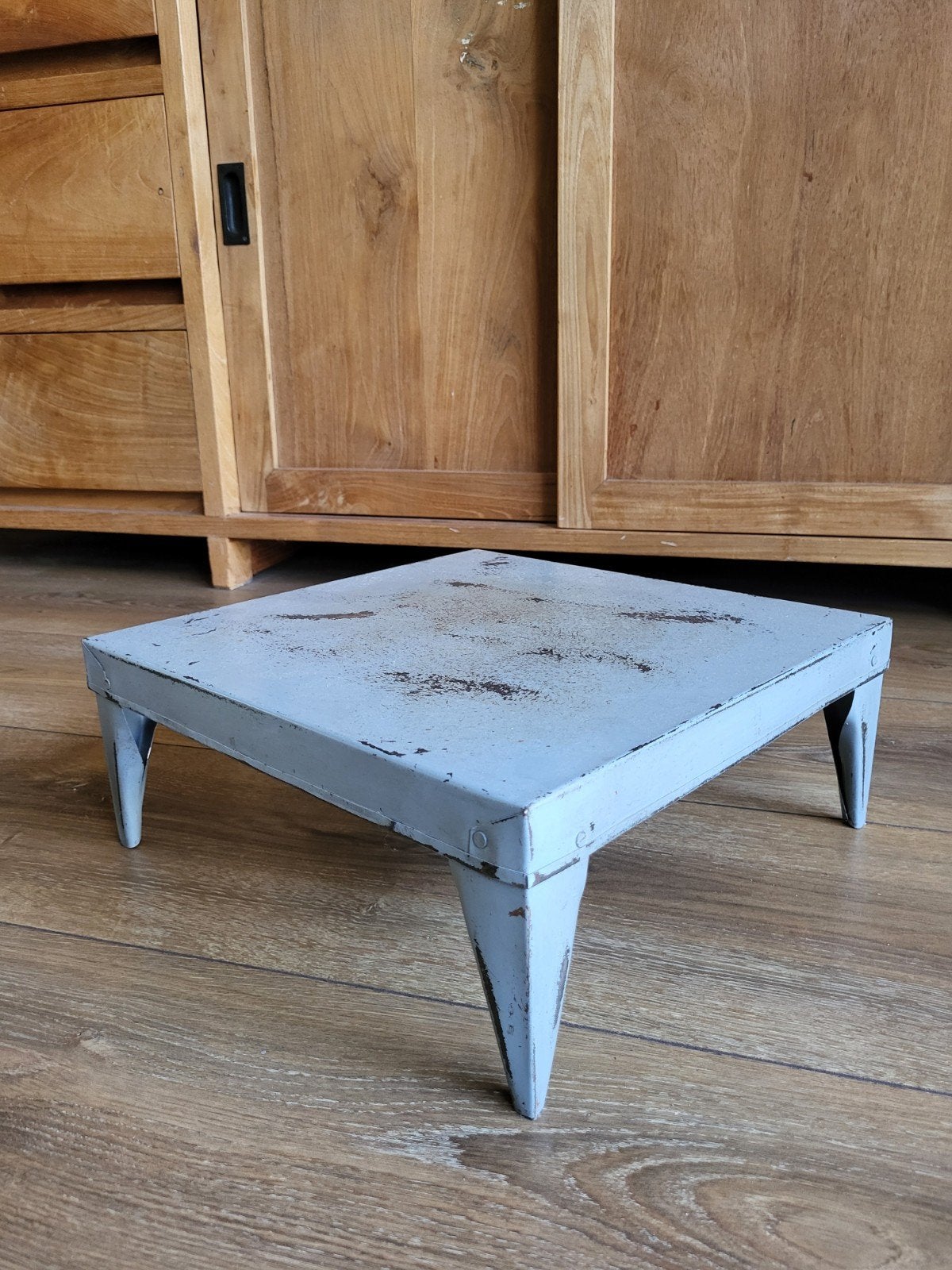 Plantentafeltje vintage metaal grijs, Huis en Inrichting, Ophalen