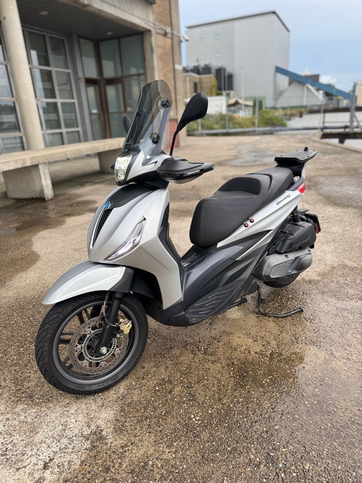 Piaggio Beverly S 300 motorscooter - Zo goed als nieuw, Ophalen, Zo goed als nieuw, Benzine, Overige modellen