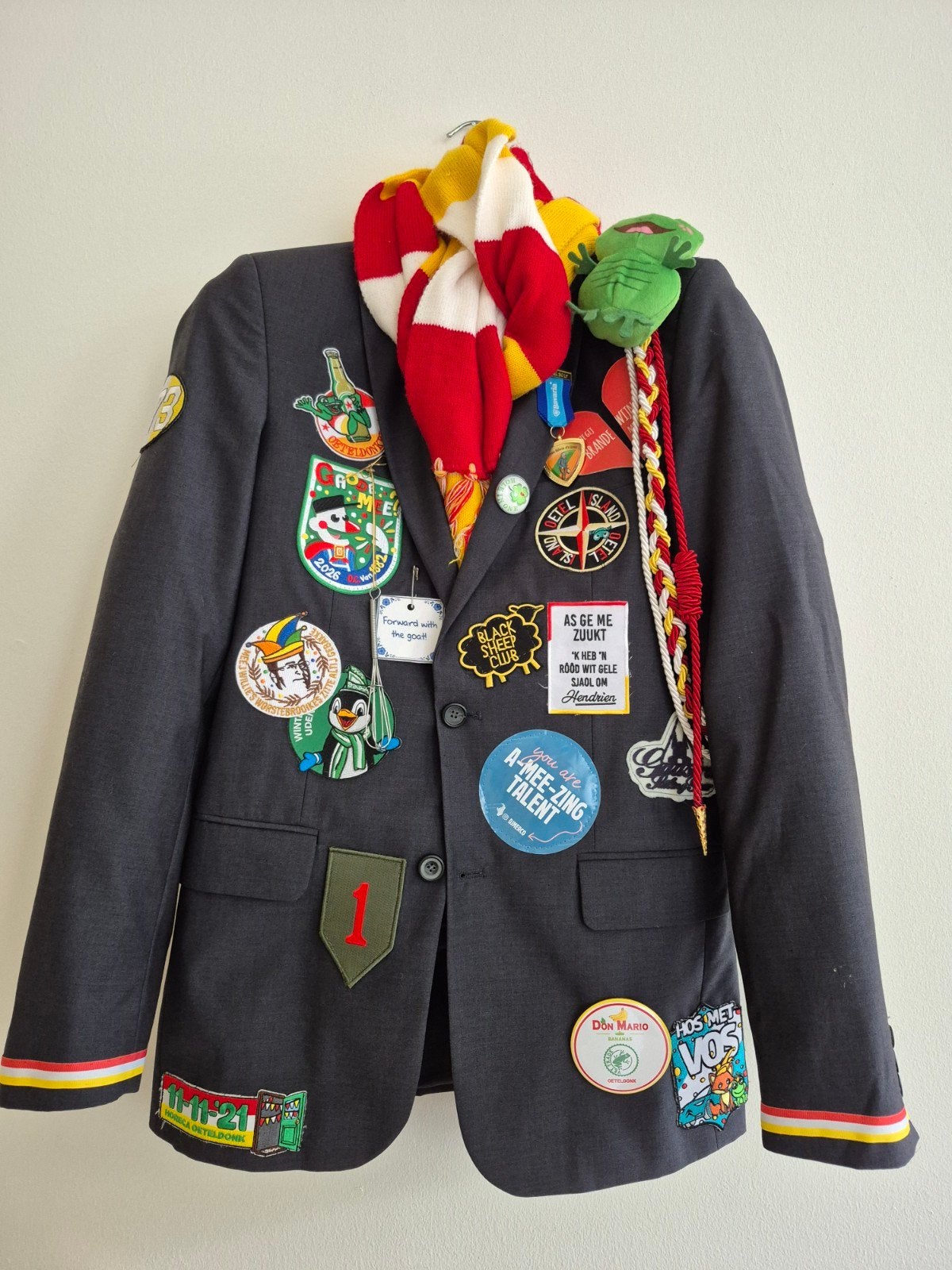 Oeteldonk  Jasje M., Kleding | Heren, Ophalen of Verzenden, Zo goed als nieuw, Maat 48/50 (M)