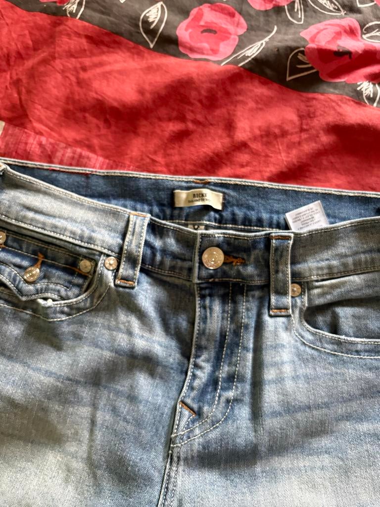 True Religion Becky spijkerbroek - Nieuw met kaartjes 32, Ophalen of Verzenden, Nieuw, Blauw, W28 - W29 (confectie 36)