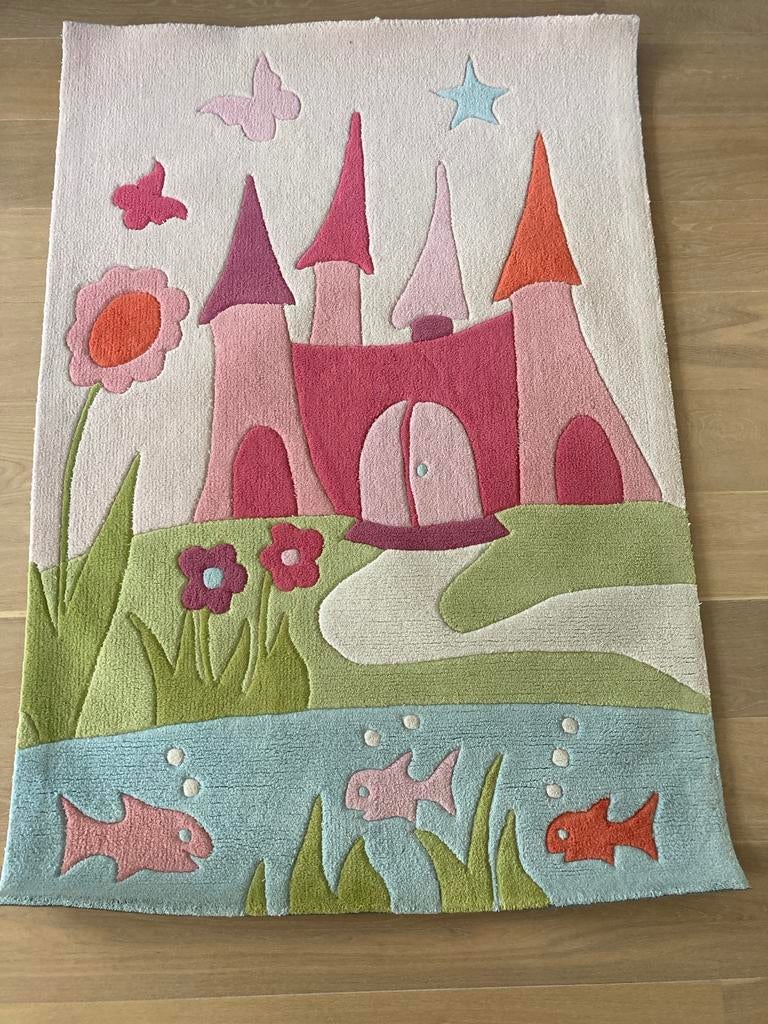 Vrolijk kinder vloerkleed met kasteel en vissen - Arte Espin, Ophalen, Gebruikt, 100 tot 150 cm, 150 tot 200 cm