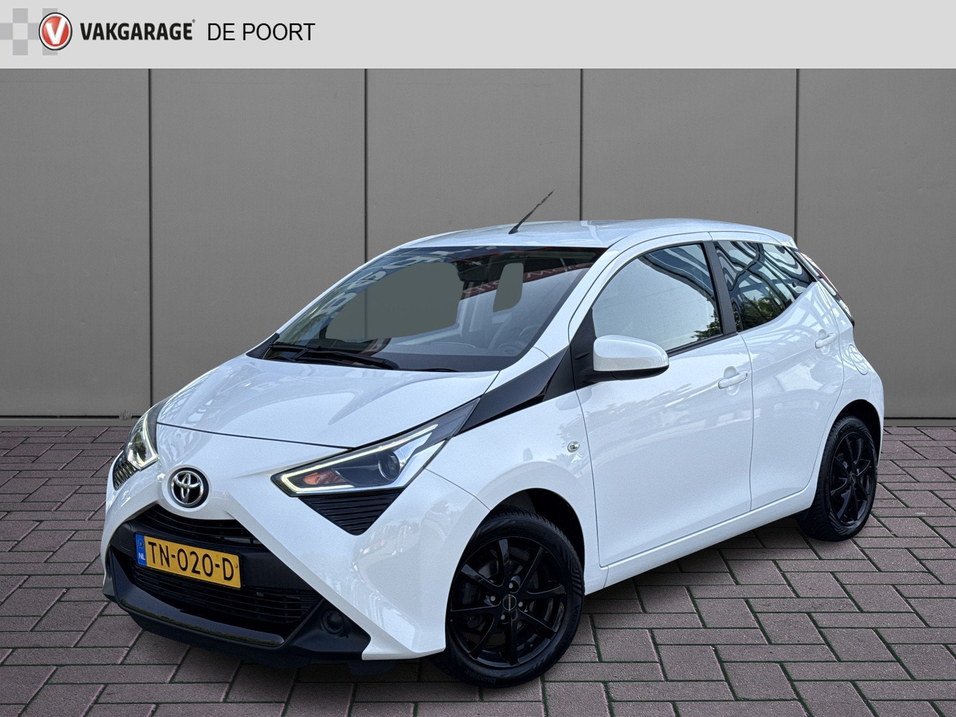 Toyota Aygo 1.0 VVT-i x-play | Cruisec. | Camera | Airco | C, Voorwielaandrijving, Stof, Gebruikt, 4 stoelen