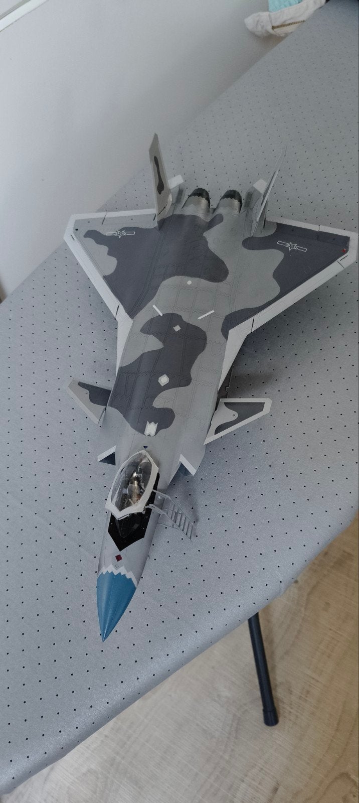 J-20 in beast mode 1:48 gebouwd, Ophalen of Verzenden, Nieuw, Groter dan 1:72, Overige merken