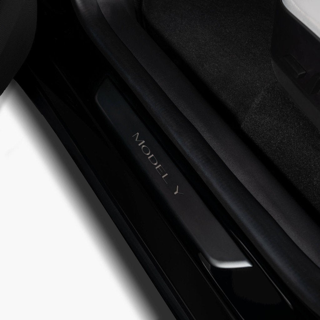 Foto 3 van Tesla Model Y verlichte dorpellijsten origineel nieuw