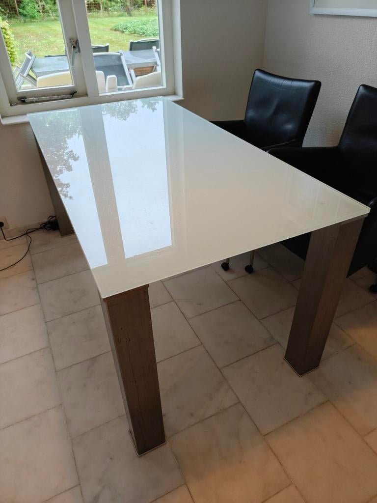 Glazen keukentafel met metalen onderstel - 80x160 cm, Huis en Inrichting, Tafels | Eettafels, Ophalen, Gebruikt, 50 tot 100 cm