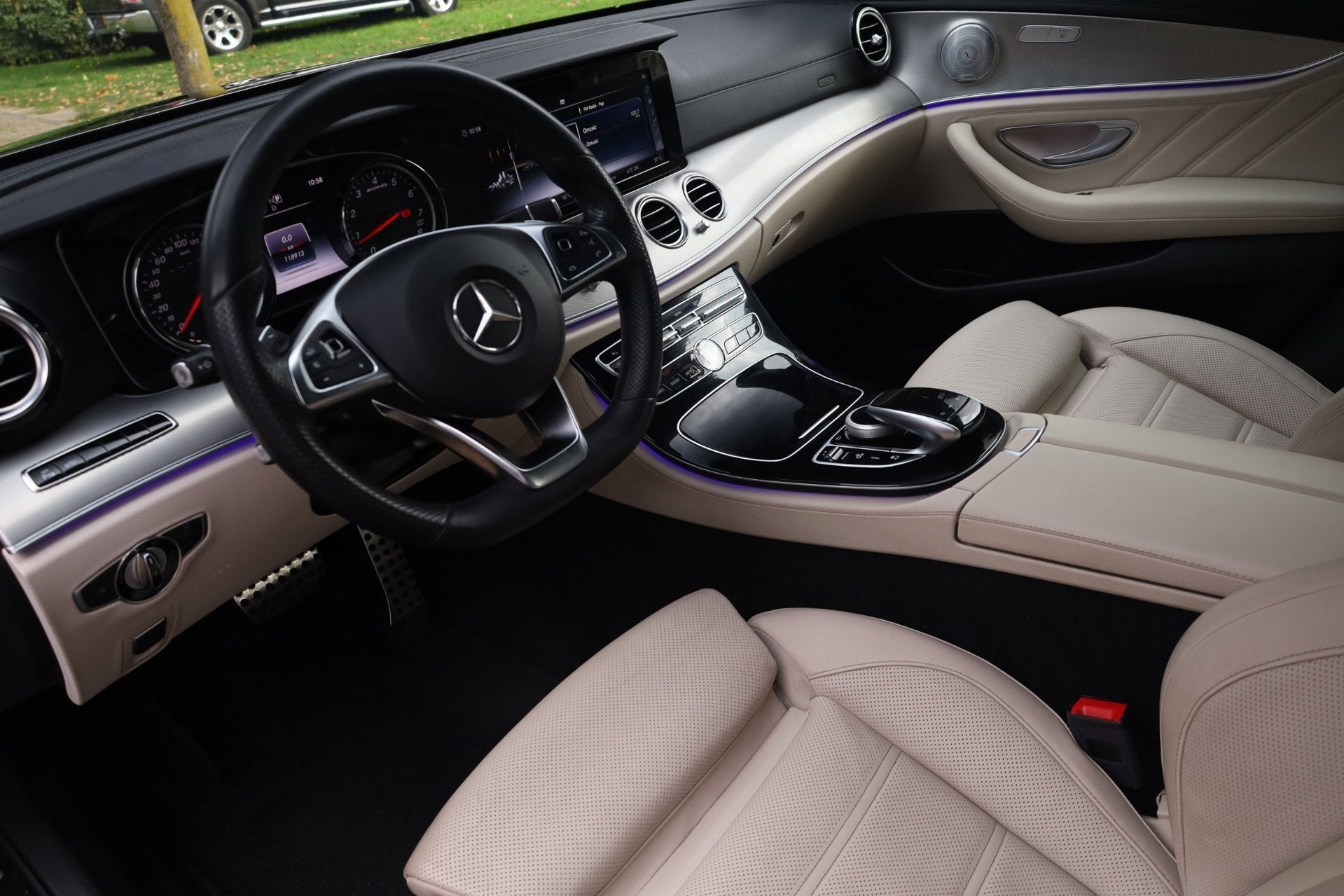 Mercedes-Benz E-klasse AMG 43 4Matic Premium Plus Aut. | 63S, Auto's, Automaat, Dealer onderhouden, Gebruikt, Leder
