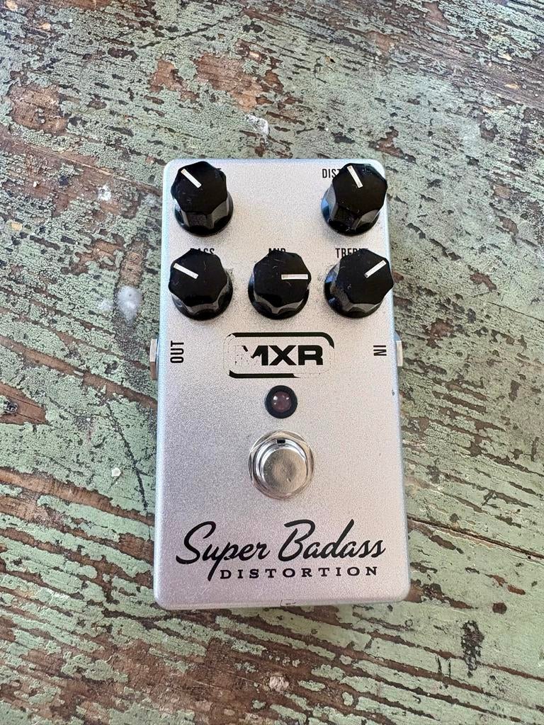 MXR Super Badass Distortion, Muziek en Instrumenten, Effecten, Ophalen of Verzenden, Zo goed als nieuw, Distortion, Overdrive of Fuzz