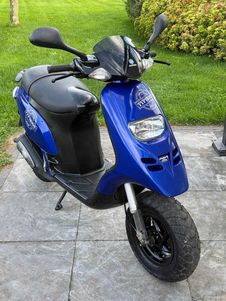 ⭐️Piaggio Typhoon donker blauw Brom Nederlands kenteken ⭐️, Niet ingevuld, Niet ingevuld, Niet ingevuld