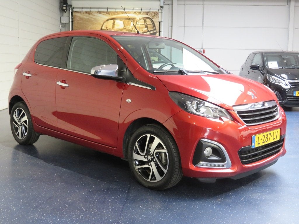 Peugeot 108 1.0 e-VTi Allure (bj 2021), Auto's, Gebruikt, Euro 6, 4 stoelen, Origineel Nederlands