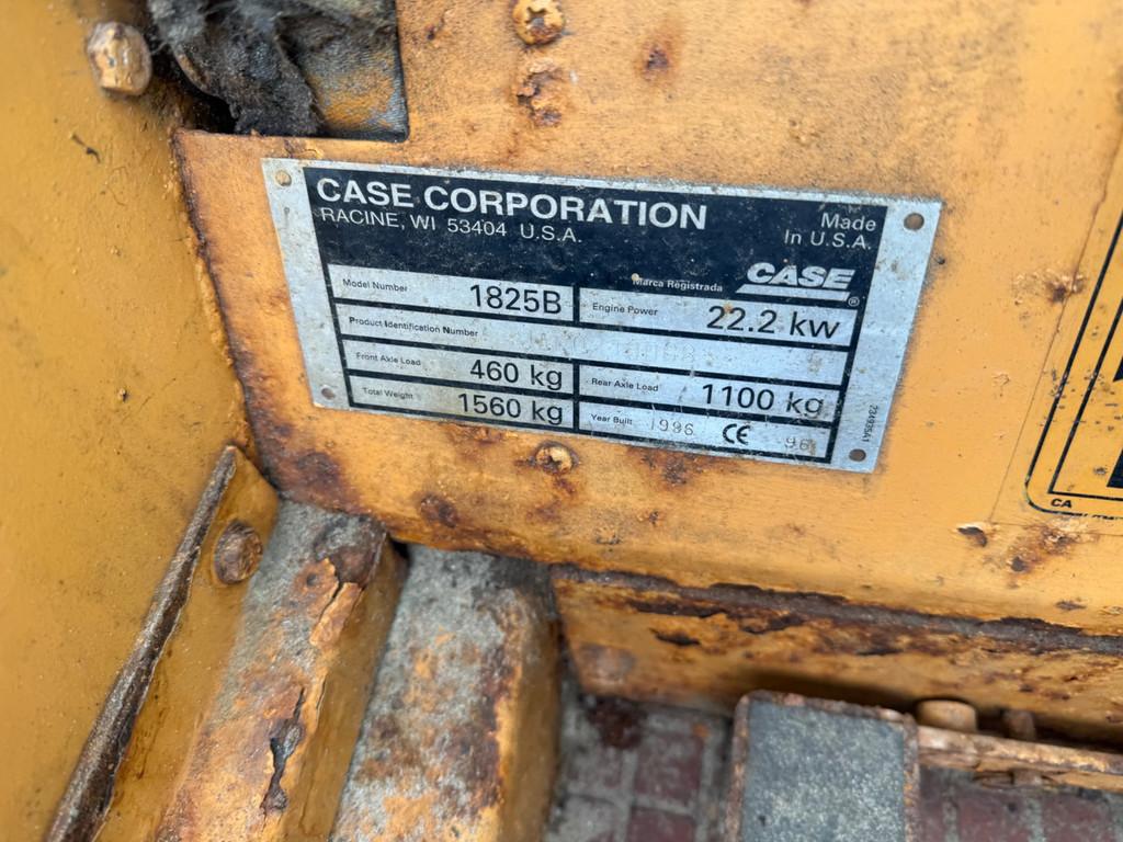 Case 1825 b (bj 1996), Wiellader of Shovel