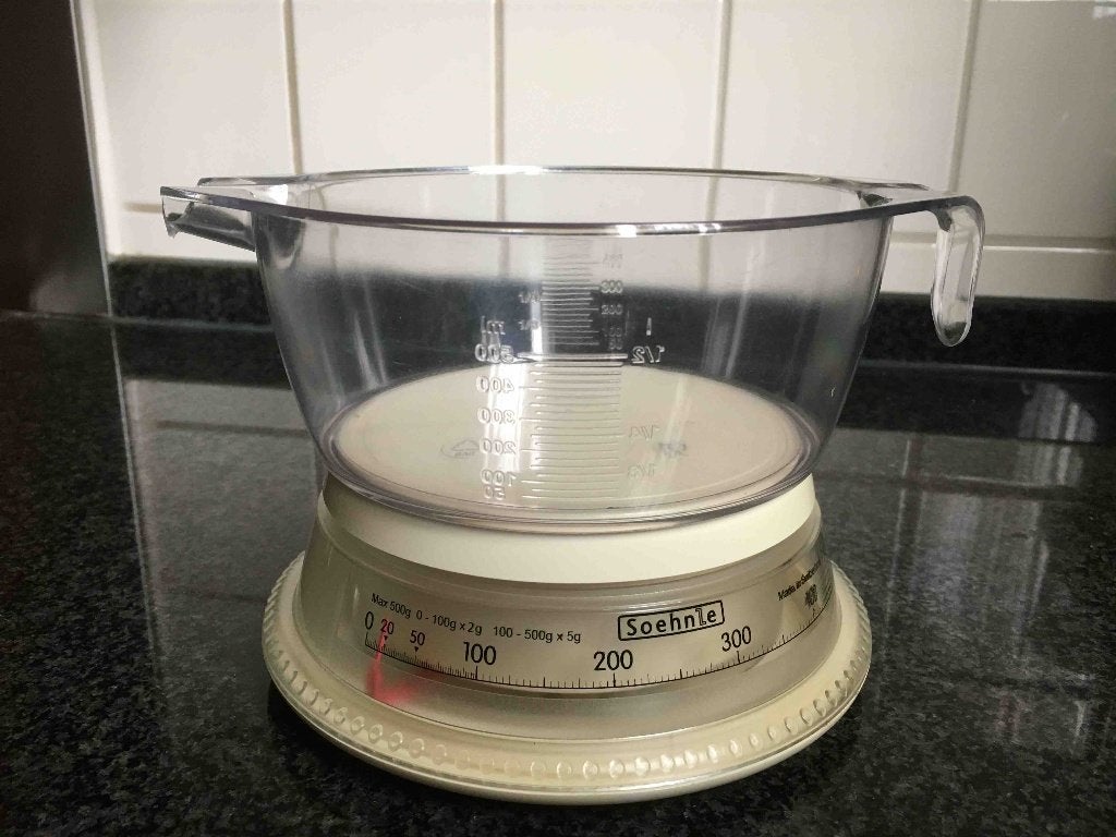 Soehnle Keukenweegschaal Retro - Vintage design - compleet, Overige typen, Kunststof, Ophalen of Verzenden, Zo goed als nieuw