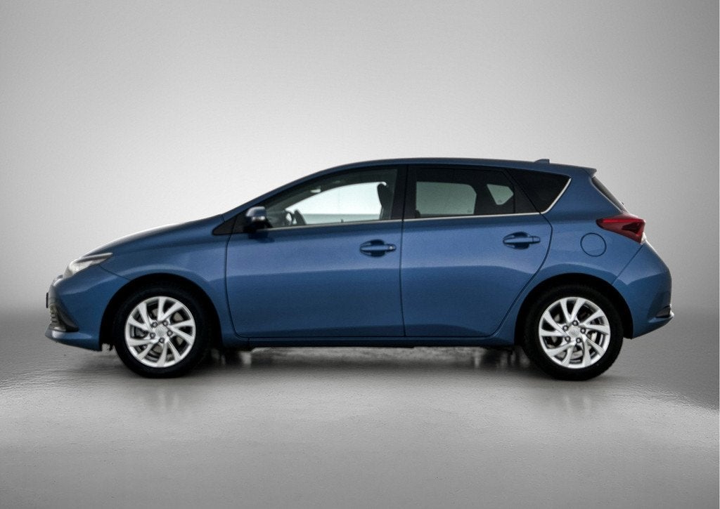 Toyota Auris 1.8 Hybrid Trend | Navigatie | Panodak, Auto's, Toyota, 12 maanden, Gebruikt, 4 cilinders, Blauw