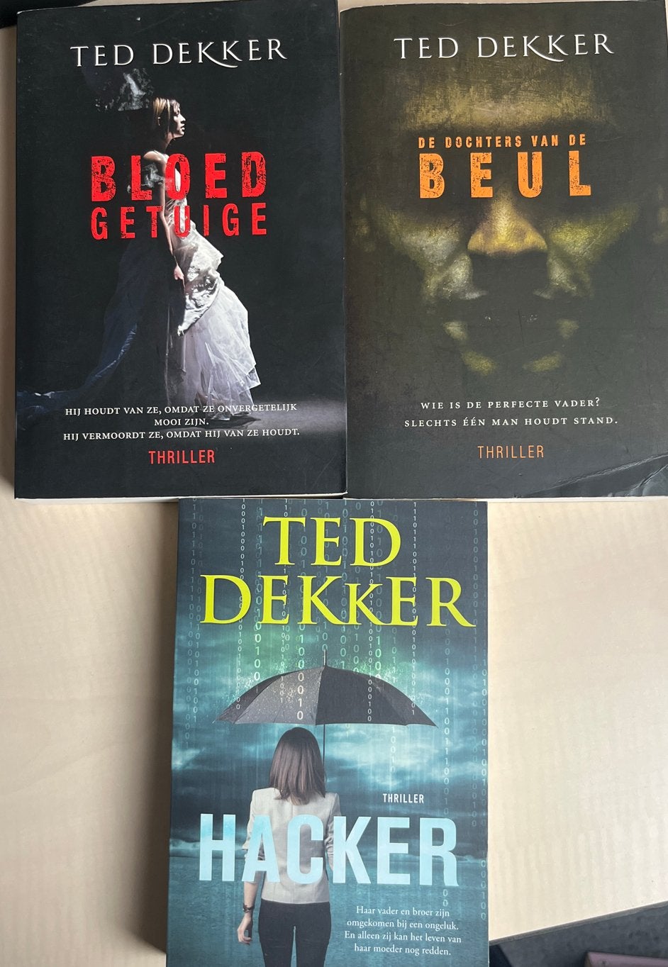 Ted Dekker Thrillers, Hacker, bloedgetuige, dochters vd beul, Ophalen of Verzenden, Zo goed als nieuw, Nederland