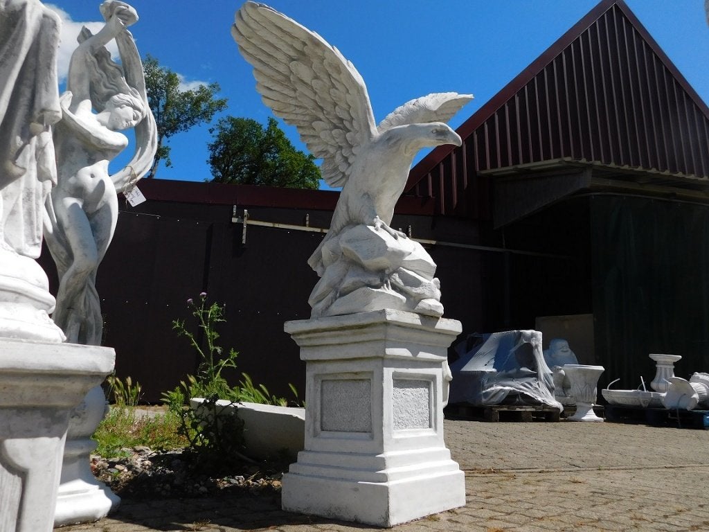 Grote adelaar op sokkel - XXL - vol steen, Tuin en Terras, Tuinbeelden, ., Ophalen of Verzenden, ., .