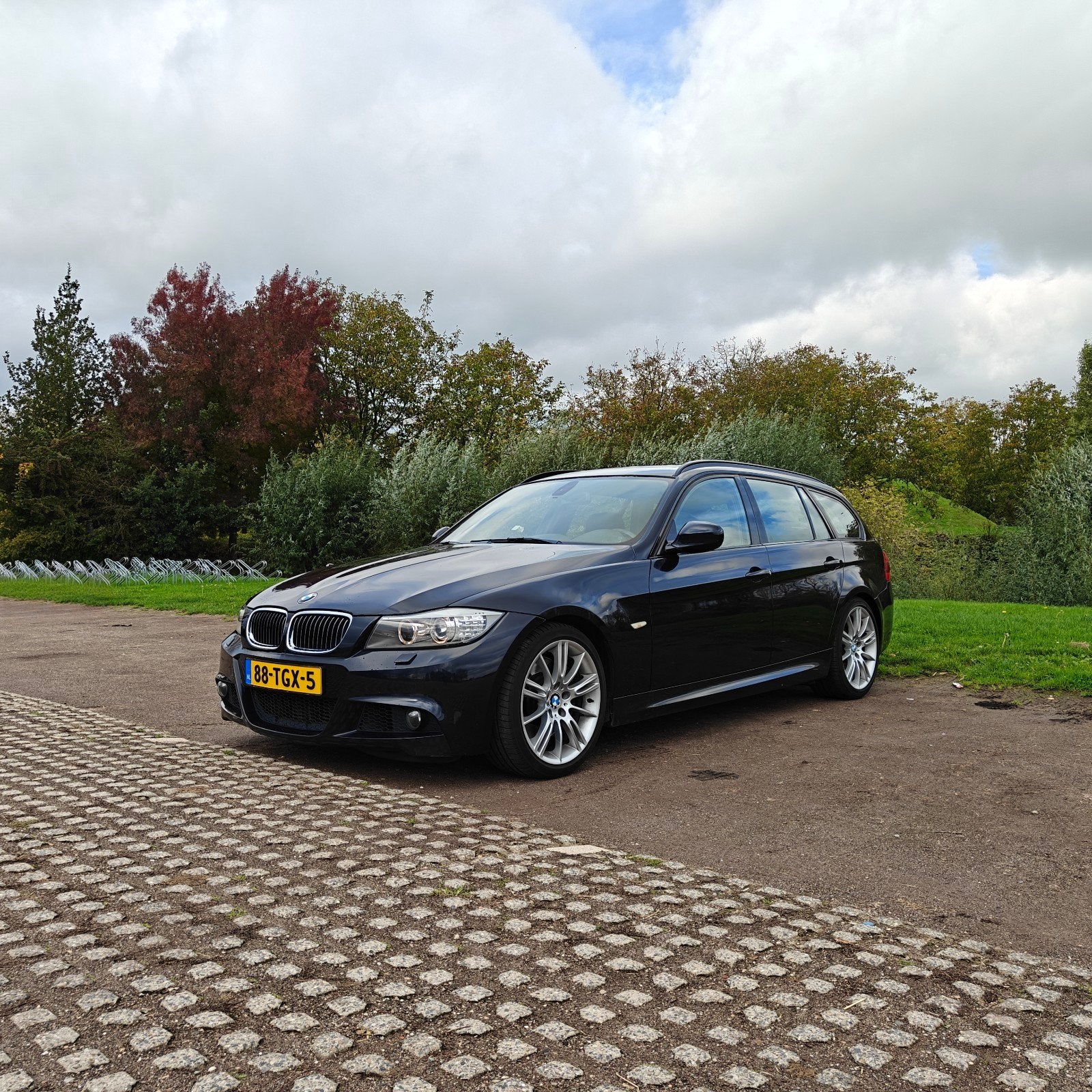 BMW 3-Serie 3.0 I 335 Touring AUT 2012 Zwart, Auto's, BMW, Automaat, Euro 5, Achterwielaandrijving, Zwart